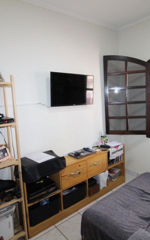 Casa de condomínio para alugar com 327m², 6 quartos e 4 vagasEdícula Quarto 1