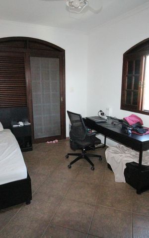 Casa de condomínio para alugar com 327m², 6 quartos e 4 vagasSuíte 2