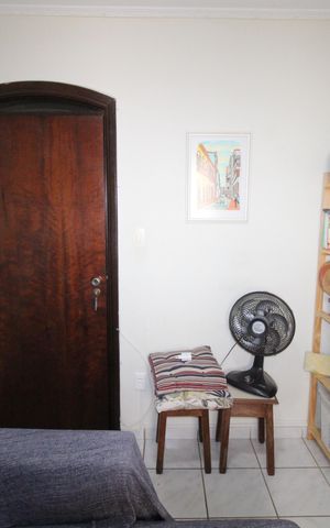 Casa de condomínio para alugar com 327m², 6 quartos e 4 vagasEdícula Quarto 1