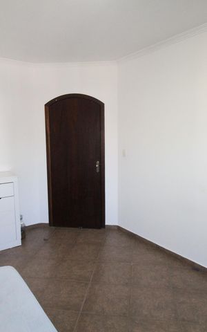 Casa de condomínio para alugar com 327m², 6 quartos e 4 vagasQuarto 1