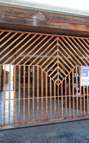 Casa de condomínio para alugar com 327m², 6 quartos e 4 vagasPlaquinha