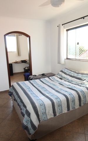 Casa de condomínio para alugar com 327m², 6 quartos e 4 vagasSuíte 1