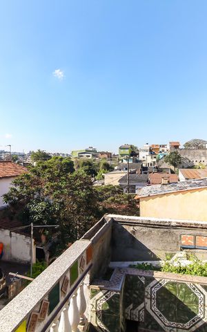 Casa de condomínio à venda com 80m², 2 quartos e 1 vaga Casa de condomínio à venda com 80m², 2 quartos e 1 vagaVista da Varanda do Quarto 2