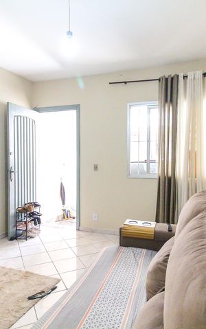 Casa de condomínio à venda com 80m², 2 quartos e 1 vaga Casa de condomínio à venda com 80m², 2 quartos e 1 vagaSala