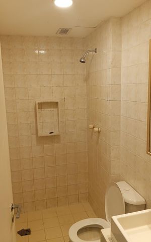 Apartamento à venda com 85m², 3 quartos e 2 vagas Apartamento à venda com 85m², 3 quartos e 2 vagasBanheiro