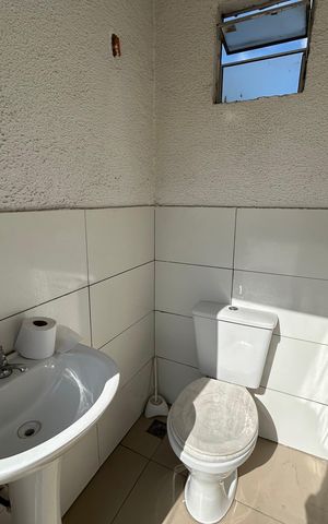 Casa para alugar com 110m², 3 quartos e 2 vagas