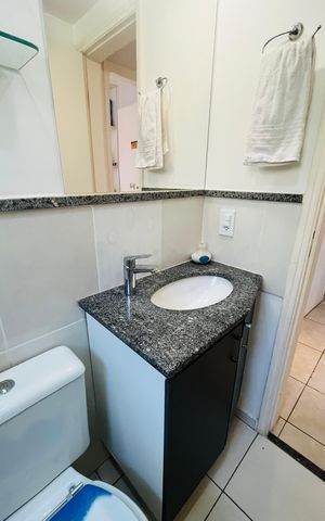 Apartamento à venda com 144m², 4 quartos e 2 vagas Apartamento à venda com 144m², 4 quartos e 2 vagasBanheiro da suíte