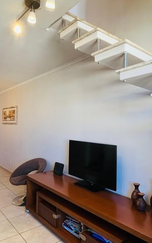 Apartamento à venda com 144m², 4 quartos e 2 vagas Apartamento à venda com 144m², 4 quartos e 2 vagasSala