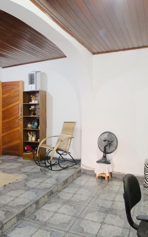 Casa à venda com 186m², 4 quartos e sem vagaSala