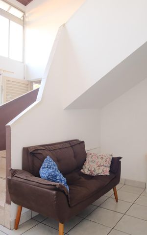 Casa à venda com 186m², 4 quartos e sem vagaHall