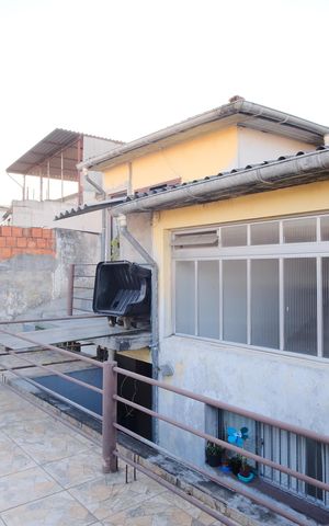 Casa à venda com 186m², 4 quartos e sem vagaQuintal