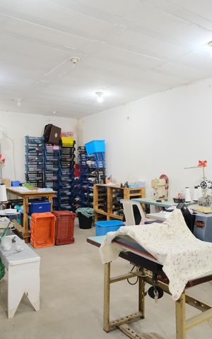 Casa à venda com 186m², 4 quartos e sem vagaSalão