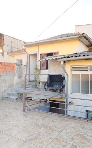 Casa à venda com 186m², 4 quartos e sem vagaQuintal
