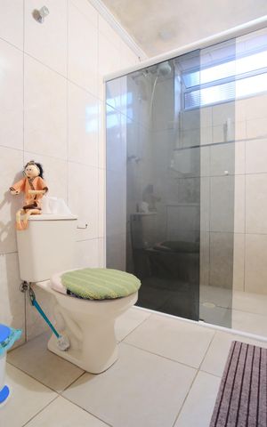 Casa à venda com 186m², 4 quartos e sem vagaBanheiro Social