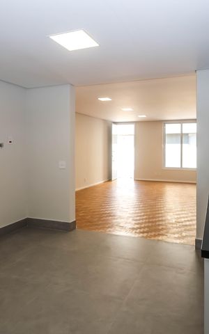 Casa para alugar com 400m², 3 quartos e 3 vagasCozinha