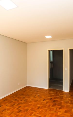 Casa para alugar com 400m², 3 quartos e 3 vagasQuarto 2 - Suíte