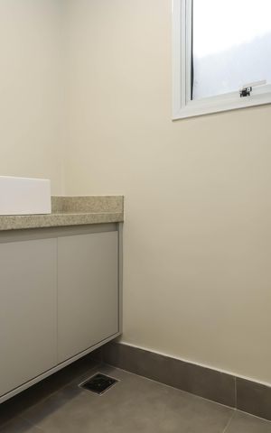 Casa para alugar com 400m², 3 quartos e 3 vagasBanheiro Social