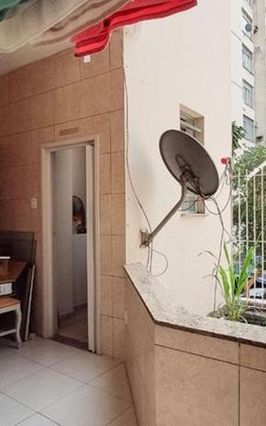Apartamento à venda com 98m², 2 quartos e sem vaga Apartamento à venda com 98m², 2 quartos e sem vagaÁrea de serviço