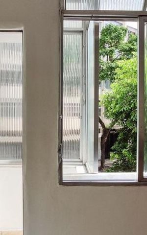Apartamento à venda com 98m², 2 quartos e sem vaga Apartamento à venda com 98m², 2 quartos e sem vagaSala