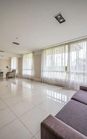 Apartamento à venda com 128m², 3 quartos e 3 vagas Apartamento à venda com 128m², 3 quartos e 3 vagasHall de entrada