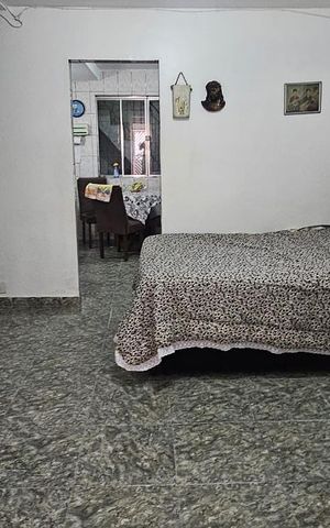 Casa à venda com 150m², 2 quartos e 1 vaga Casa à venda com 150m², 2 quartos e 1 vagaCasa 2- Quarto