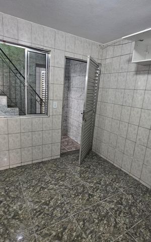 Casa à venda com 150m², 2 quartos e 1 vaga Casa à venda com 150m², 2 quartos e 1 vagaCasa 2 - Cozinha