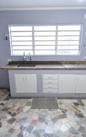 Casa à venda com 398m², 3 quartos e 3 vagasCozinha
