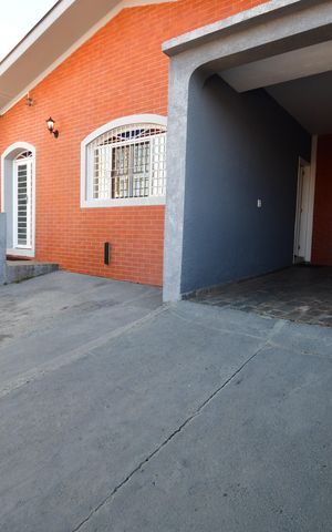 Casa à venda com 398m², 3 quartos e 3 vagasGaragem