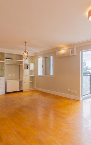 Apartamento à venda com 157m², 2 quartos e 2 vagas Apartamento à venda com 157m², 2 quartos e 2 vagasSala