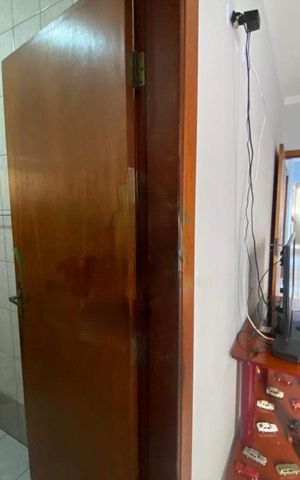 Casa à venda com 111m², 3 quartos e 8 vagas