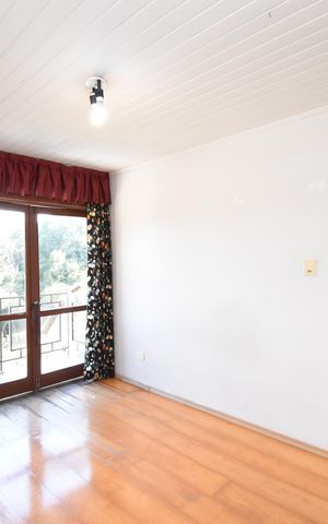 Casa à venda com 242m², 3 quartos e 2 vagasQuarto 3