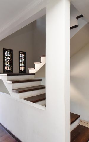 Casa à venda com 242m², 3 quartos e 2 vagasSala