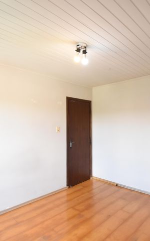 Casa à venda com 242m², 3 quartos e 2 vagasQuarto 3