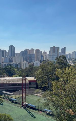 Apartamento à venda com 107m², 3 quartos e 1 vagaVista
