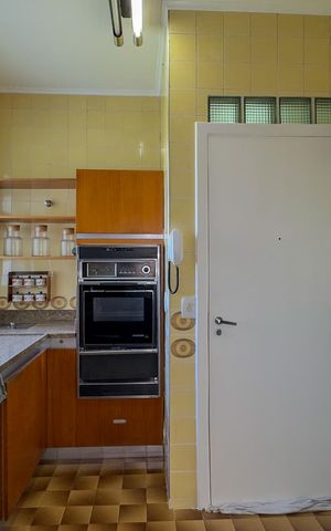 Apartamento à venda com 107m², 3 quartos e 1 vagaCozinha e Área de Serviço
