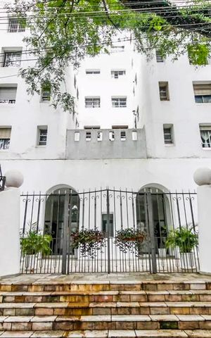 Apartamento à venda com 107m², 3 quartos e 1 vagaFachada