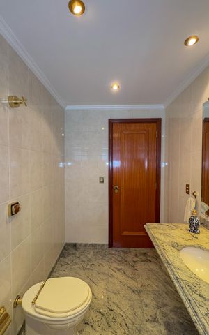 Apartamento à venda com 107m², 3 quartos e 1 vagaBanheiro social