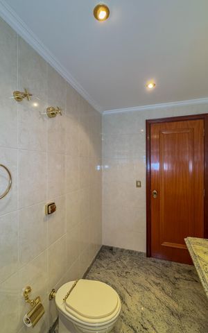 Apartamento à venda com 107m², 3 quartos e 1 vagaBanheiro social