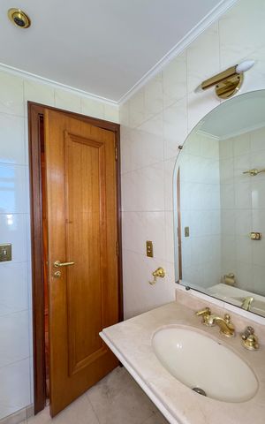 Apartamento à venda com 107m², 3 quartos e 1 vagaBanheiro da Suíte