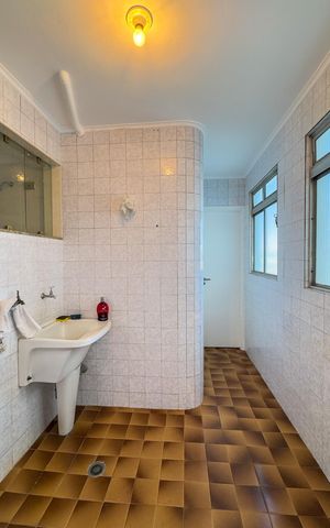 Apartamento à venda com 107m², 3 quartos e 1 vagaÁrea de Serviço