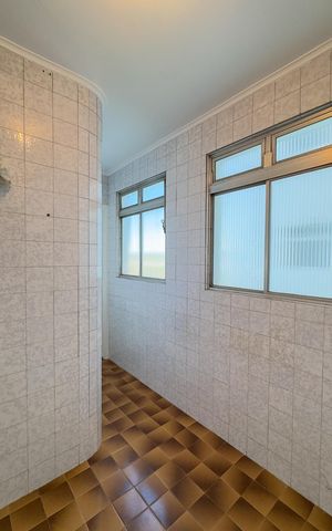 Apartamento à venda com 107m², 3 quartos e 1 vagaÁrea de Serviço