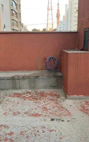 Casa à venda com 400m², 4 quartos e 2 vagas