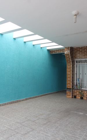 Casa à venda com 180m², 5 quartos e 2 vagasGaragem