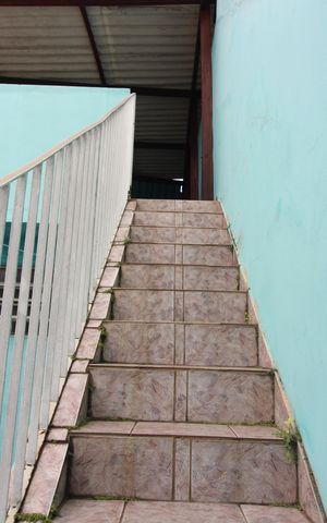 Casa à venda com 180m², 5 quartos e 2 vagasacesso ao terraço