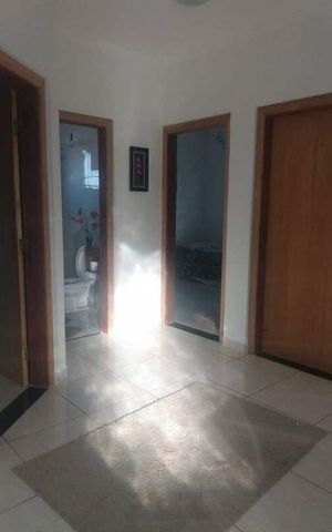Casa de condomínio à venda com 215m², 3 quartos e 3 vagas