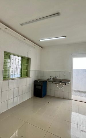 Casa à venda com 160m², 3 quartos e sem vaga Casa à venda com 160m², 3 quartos e sem vagaCozinha
