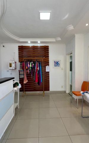 Casa à venda com 160m², 3 quartos e sem vaga Casa à venda com 160m², 3 quartos e sem vagaSala 1