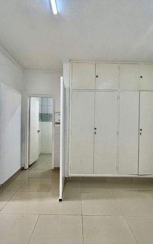 Casa à venda com 160m², 3 quartos e sem vaga Casa à venda com 160m², 3 quartos e sem vagaSuîte
