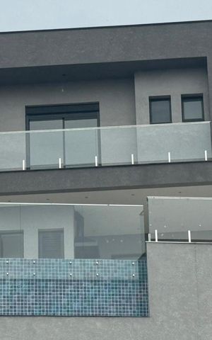 Casa de condomínio à venda com 224m², 3 quartos e 2 vagas Casa de condomínio à venda com 224m², 3 quartos e 2 vagasFoto 02