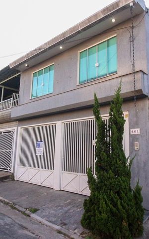 Casa à venda com 160m², 3 quartos e 3 vagas